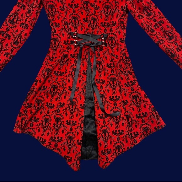 Gothic Medieval Vampire Sultry Blood Red Corset Jacket w Hood Cosplay Kawaii S - Picture 4 of 7